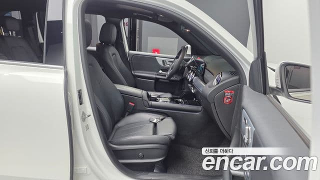 Mercedes-Benz GLB-Class 2021 — ფოტო 11/20