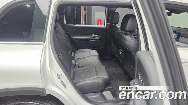 Mercedes-Benz GLB-Class 2021 — ფოტო 12/20