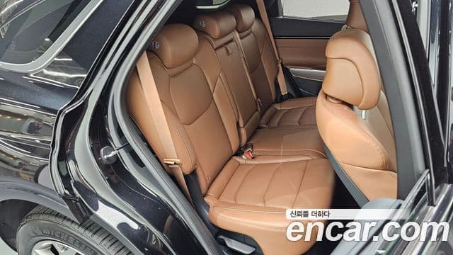 Genesis GV70 2023 — Şəkil 30/31