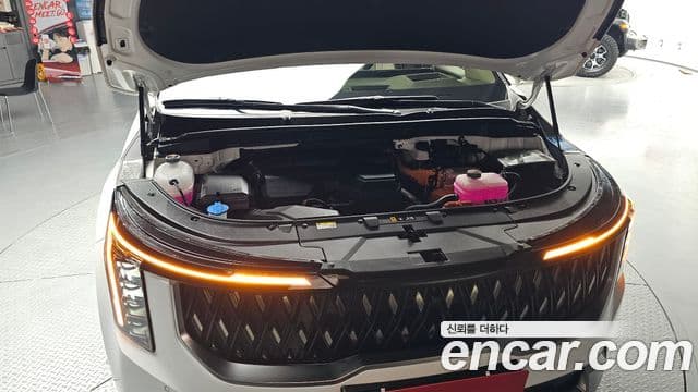 Kia Carnival 2025 — Şəkil 6/20