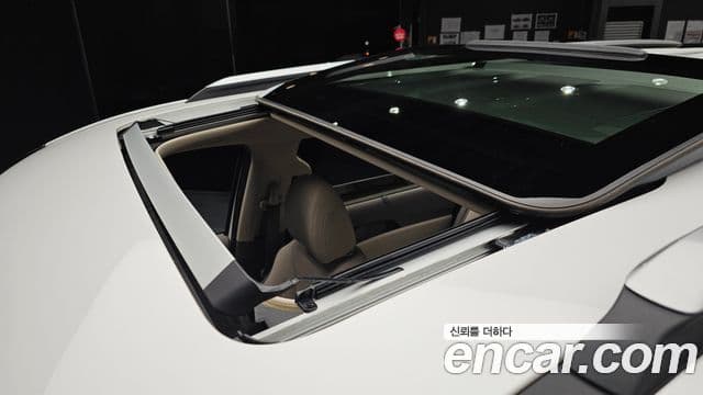 Kia Carnival 2025 — Şəkil 19/20