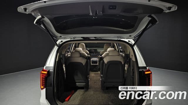 Kia Carnival 2025 — Şəkil 20/20