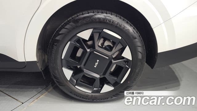 Kia Carnival 2025 — Photo 7/43