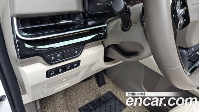 Kia Carnival 2025 — Photo 39/43