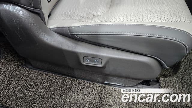 Kia Carnival 2025 — Photo 38/43