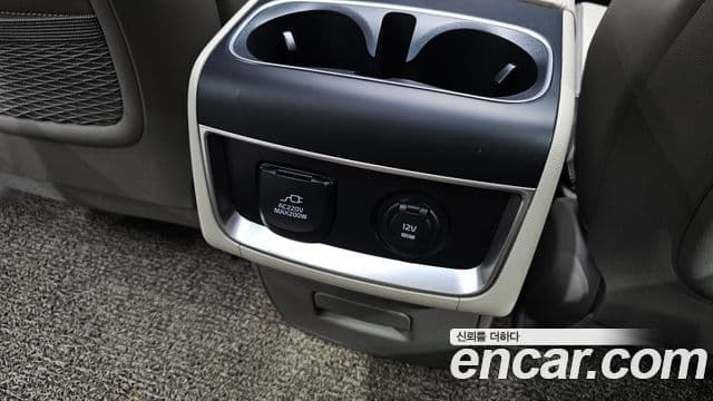 Kia Carnival 2025 — Photo 6/43