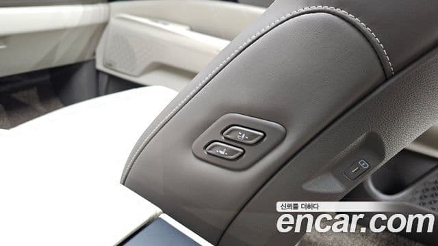 Kia Carnival 2025 — Photo 41/43