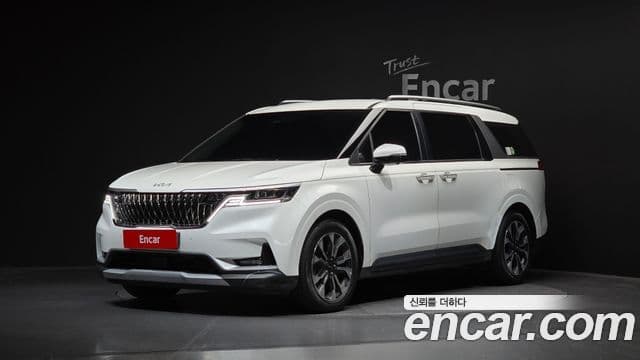 Kia Carnival 2022 — Фото 1/20