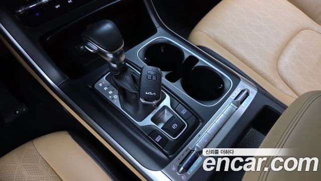 Kia Carnival 2022 — Фото 9/20