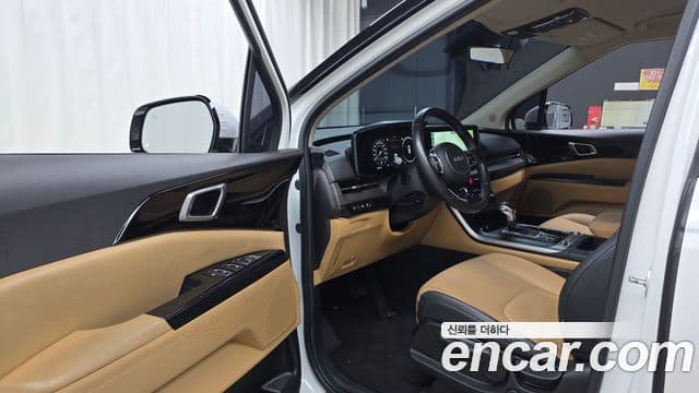 Kia Carnival 2022 — Фото 10/20