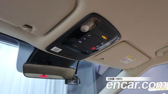 Kia Carnival 2022 — Фото 17/20