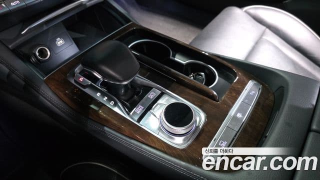 Kia The K9 2018 — Şəkil 8/20