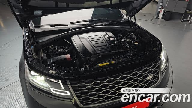 Land Rover Range Rover Velar 2022 — Şəkil 6/20