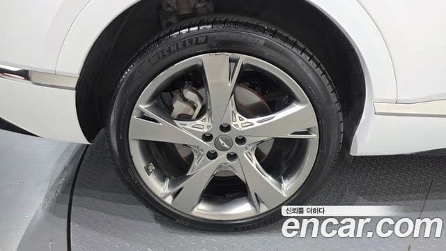 Genesis GV80 2020 — ფოტო 5/20