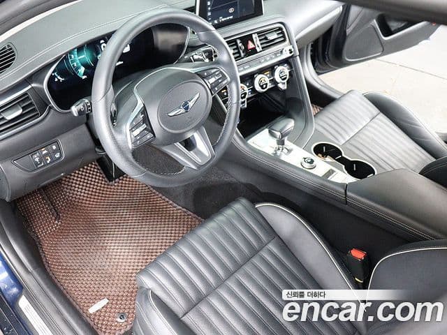 Genesis G70 2019 — ფოტო 15/19