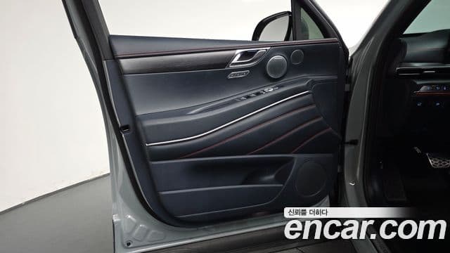 Genesis GV80 Coupe 2024 — ფოტო 12/42