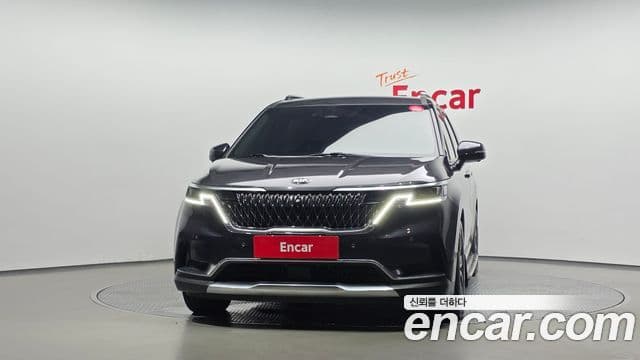 Kia Carnival 2021 — ფოტო 3/20