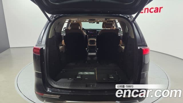 Kia Carnival 2021 — Photo 32/42