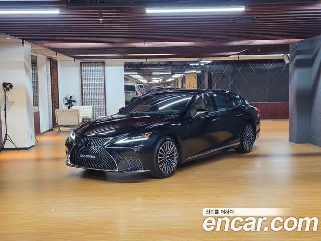 Lexus LS500 2025 — Şəkil 10/18