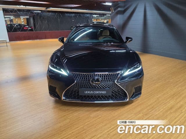 Lexus LS500 2025 — Şəkil 2/18