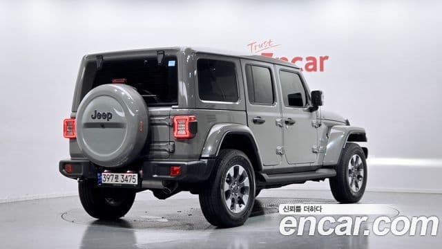 Jeep Wrangler 2023 — ფოტო 2/20