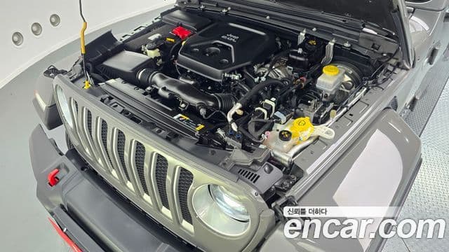 Jeep Wrangler 2023 — ფოტო 6/20