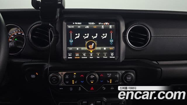 Jeep Wrangler 2023 — ფოტო 15/20