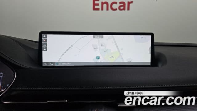 Genesis Electrified G80 2023 — фото 14 из 20