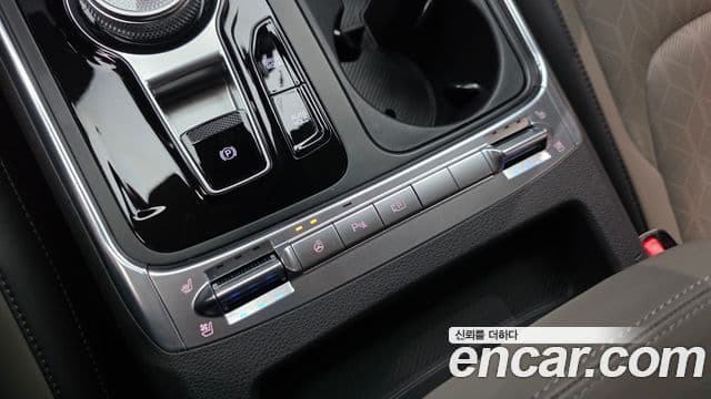 Kia Carnival 2023 — Photo 12/35
