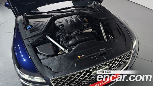 Genesis Electrified G80 2023 — фото 6 из 20
