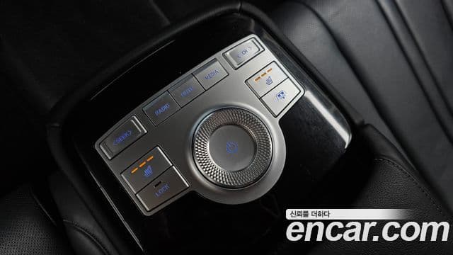 Genesis Electrified G80 2021 — Şəkil 18/20
