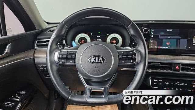 Kia K5 2020 — Şəkil 13/20