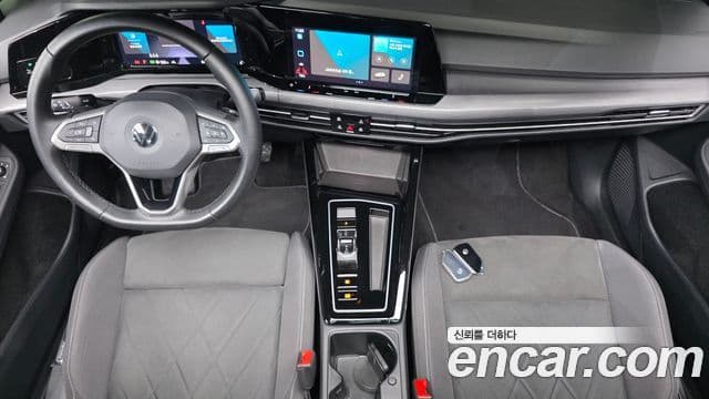 Volkswagen Golf 2023 — Şəkil 7/20