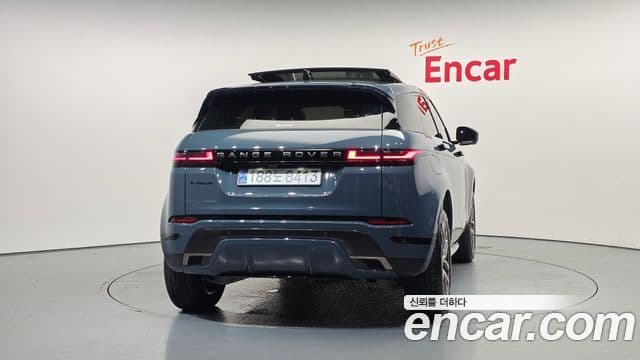 Land Rover Range Rover Evoque 2024 — ფოტო 4/20