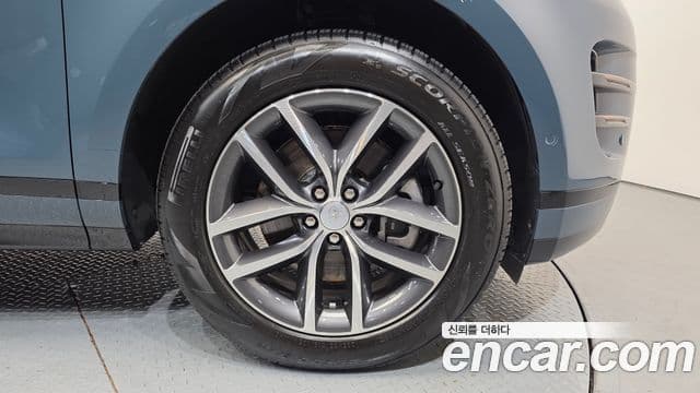 Land Rover Range Rover Evoque 2024 — ფოტო 5/20