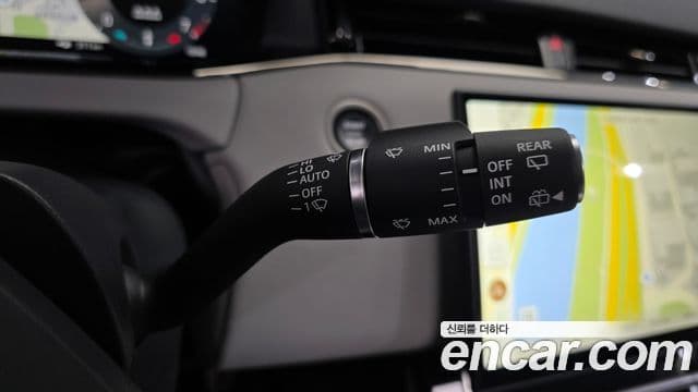Land Rover Range Rover Evoque 2024 — Photo 5/33