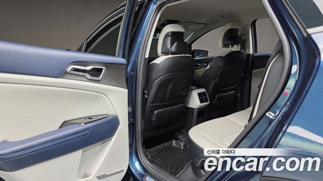 Kia Sportage 2022 — Şəkil 12/20