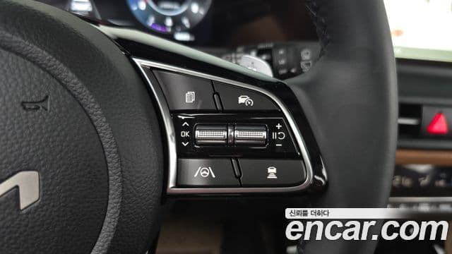 Kia Seltos 2025 — ფოტო 16/20