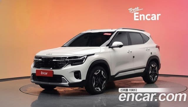Kia Seltos 2025 — ფოტო 1/20