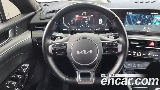 Kia K5 2024 — Şəkil 13/20