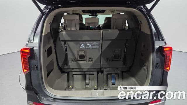 Kia Carnival 2025 — Photo 27/39