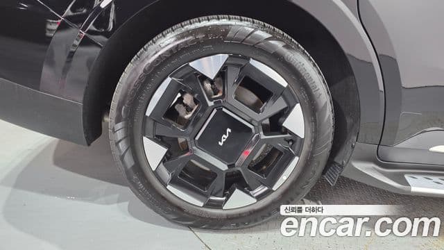 Kia Carnival 2025 — Photo 14/39