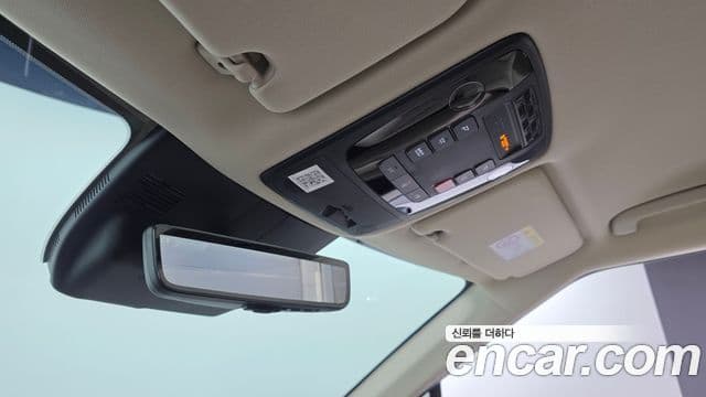 Kia Carnival 2025 — Photo 10/39
