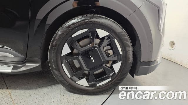 Kia Carnival 2025 — Photo 12/39