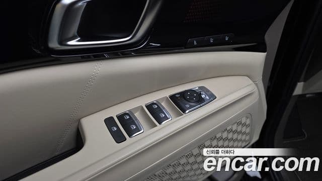 Kia Carnival 2025 — Photo 24/39