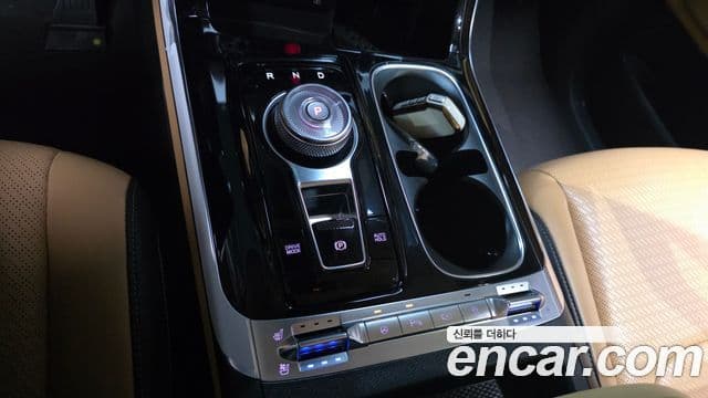 Kia Carnival 2022 — Şəkil 7/20