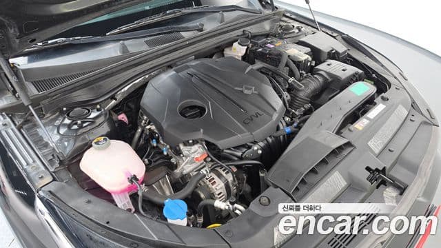 Kia K5 2022 — ფოტო 6/20
