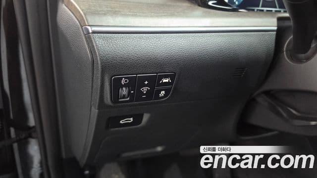 Kia K5 2022 — ფოტო 19/20