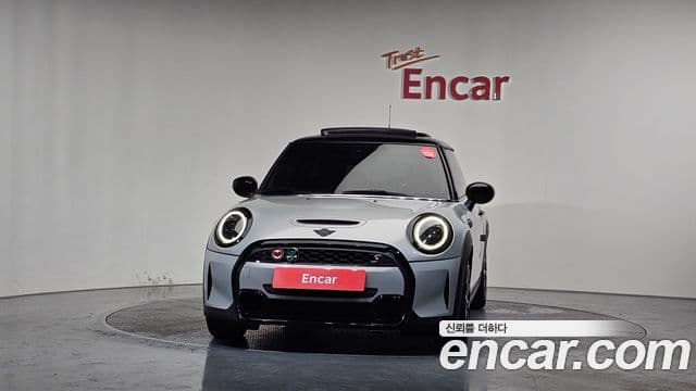 Mini Cooper S 2021 — ფოტო 3/20