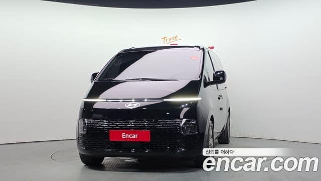 Hyundai Staria 2025 — ფოტო 3/20